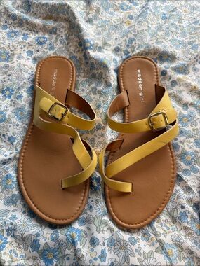 Madden Girl Yellow Strappy Buckle Sandals size 7
